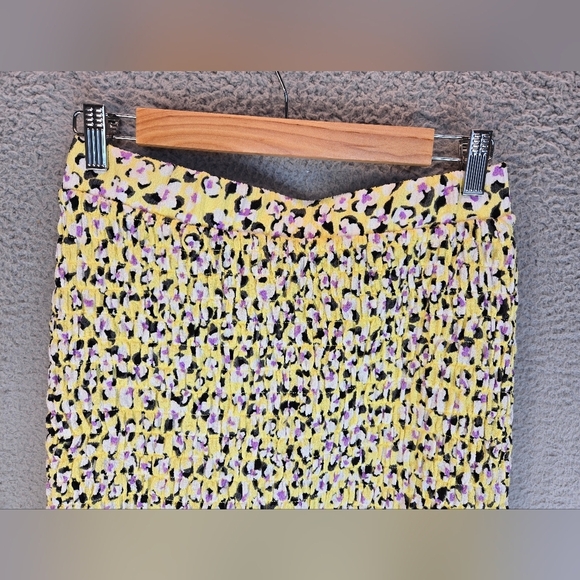 Vero Moda Olia Floral Smocked Mini Skirt Sz M Womens - Picture 5 of 10